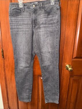 Universal Threads Women's Grey Highrise Stretch Skinny Jeans